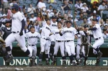 神村学園、北海、日大三が勝つ