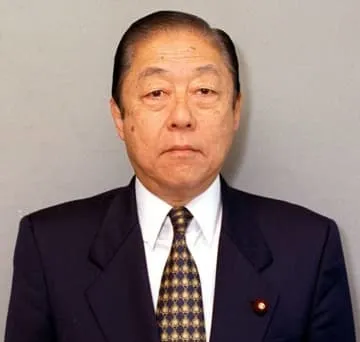 中村正三郎元法相が死去