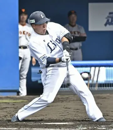 西武・山川、5カ月ぶり実戦