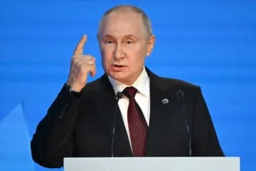 プーチン氏、イスラエル「残酷」