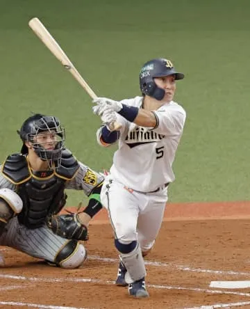 オリックス快勝で1勝1敗