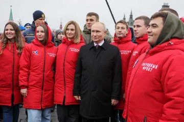 プーチン氏大統領選出馬と報道