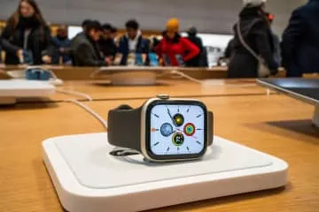 アップル時計、販売を許可