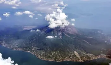 桜島噴火、避難範囲拡大