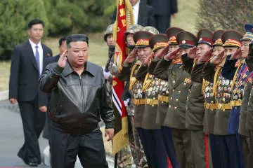 金正恩氏、軍教育機関を視察