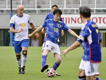 欧州大使とサッカー交流