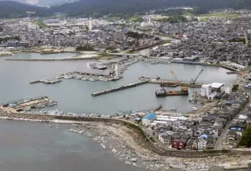 輪島港、今夏中にも操業再開