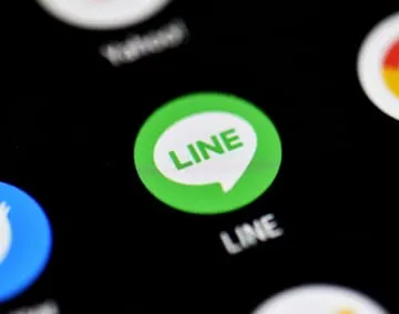 総務相、LINE報告書「評価」