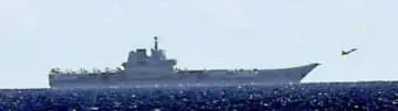 中国空母、ヘリなど発着380回