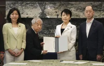 秘密漏えい、参院も勧告へ
