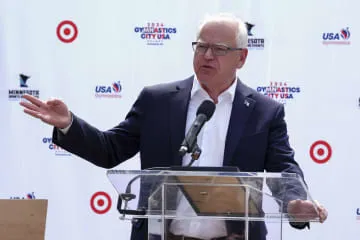 米民主副大統領候補にワルツ氏