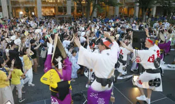 「踊るあほう」に街中が熱気