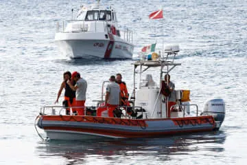 イタリアで船沈没、英起業家不明