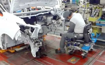日産全工場、働き方柔軟に