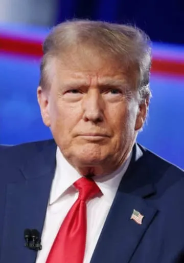 トランプ氏、討論会出席へ