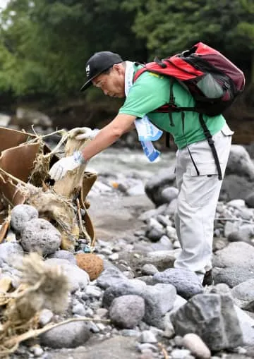 熊本地震、犠牲学生の父死去