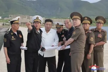 北朝鮮「大型艦の保有近い」