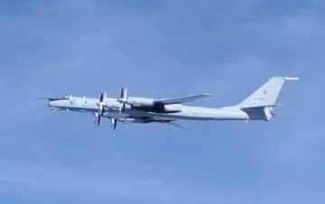 ロシア軍の哨戒機が日本1周