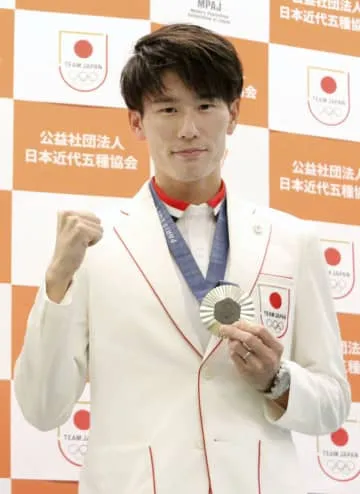 近代五種「銀」佐藤、年内休養へ