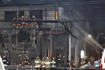 6人死傷火災で書類送検、警視庁