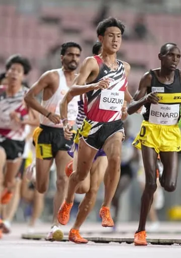 男子5000mで鈴木芽吹2位