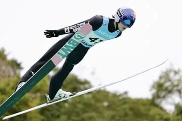男子は小林陵が4度目優勝