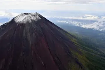 富士山、初冠雪はいつ？