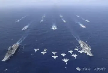 中国、軽空母か揚陸艦を建造か