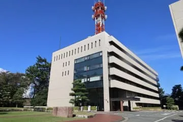 ストーカー疑い、福井県職員逮捕