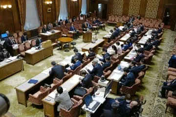 自民、企業・団体献金禁止に懸念