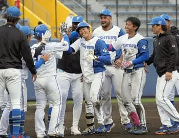 オープン戦は2月22日開幕