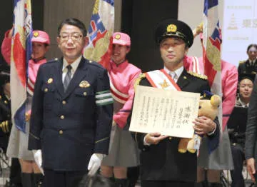 元王者・内藤大助さん、一日署長