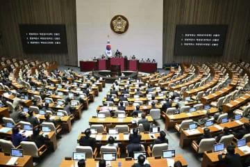 韓国野党、首相弾劾案を提出