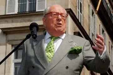 仏極右J・M・ルペン氏が死去