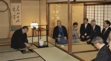 京都・表千家で「初釜式」始まる