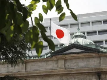 日銀、来週会合で追加利上げ検討