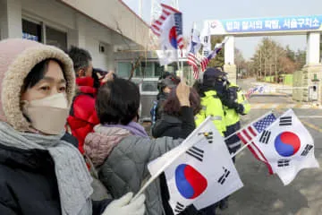 韓国、地裁襲撃で56人逮捕