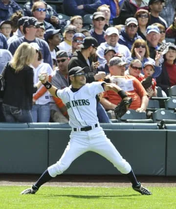 イチローさん、走攻守で偉業