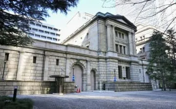 日銀利上げ、0.5％へ