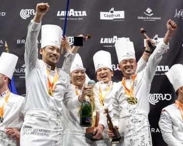 洋菓子の「W杯」、日本優勝