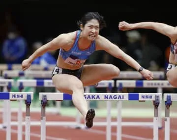 青木が女子60m障害6連覇