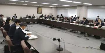 外国人材受け入れ懇談会を初開催