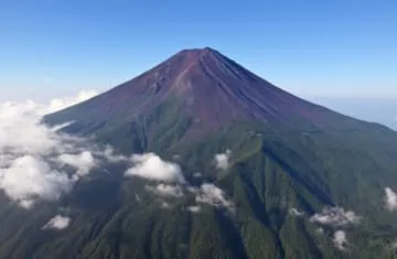 富士山、実は5センチ高かった