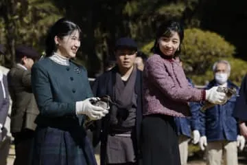 愛子さま、鴨場で駐日大使ら接待