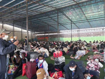 電話詐欺「他に日本人8人作業」