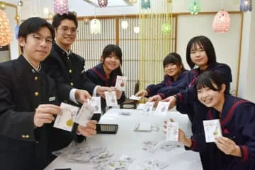 交通安全願い、光る水引キーホルダー完成