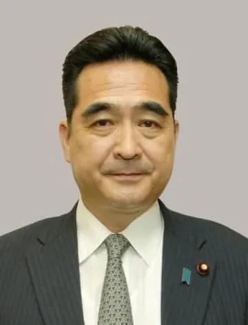 「SNSの危険性認識を」