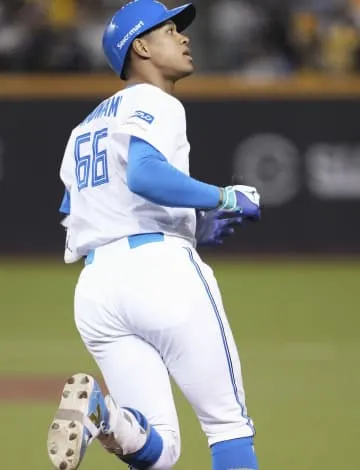 日本ハム、台湾の中信兄弟に快勝