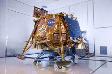 米の無人民間宇宙船、月に着陸