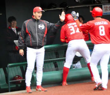 大谷監督、初陣に勝利
